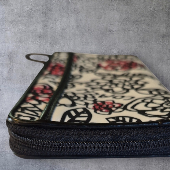 Coach Poppy Graffiti Rose Slim Zip Around Wallet - Picture 4 of 6